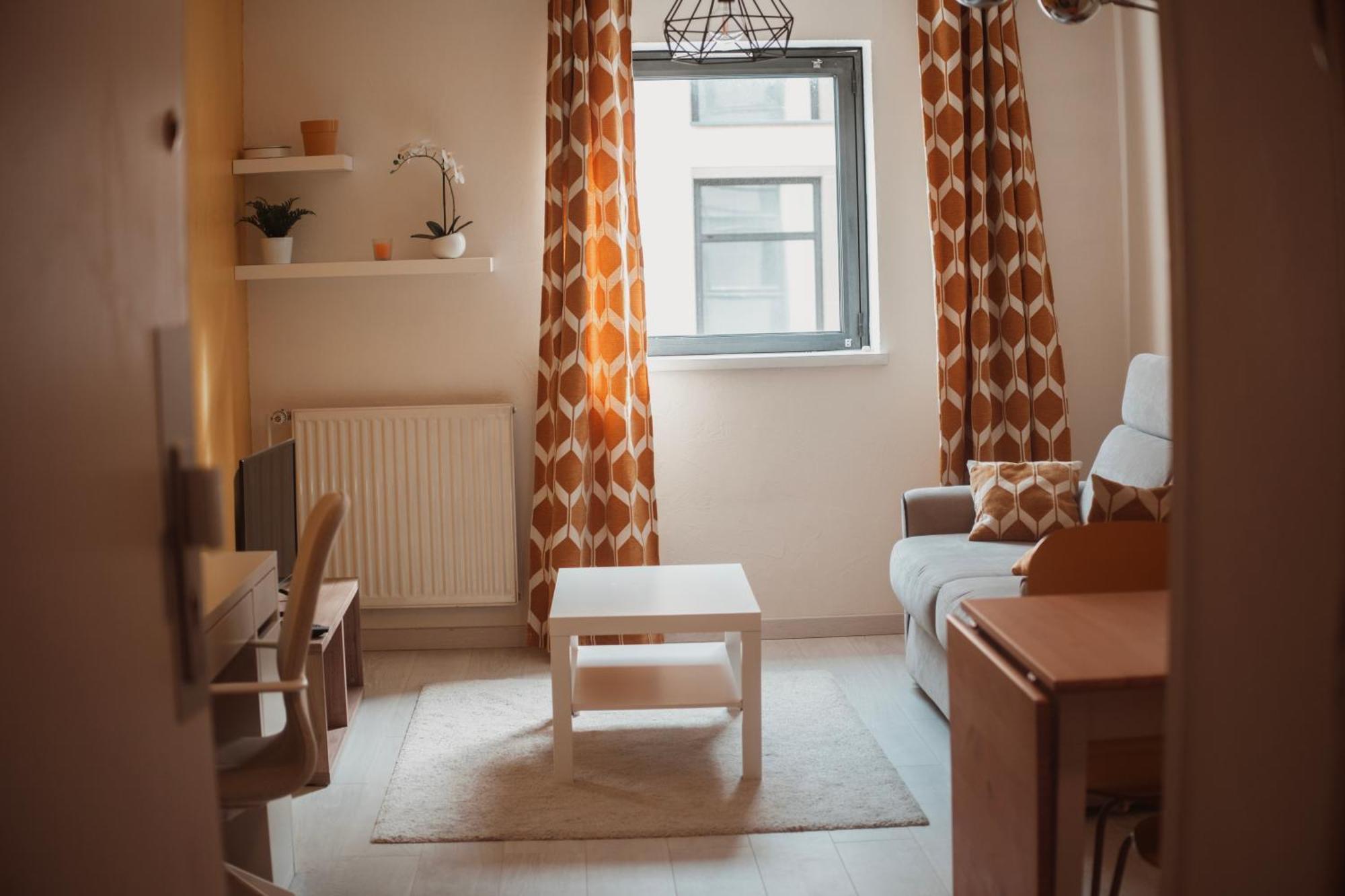 Bel Appartement Au Calme Avec Parking Лион Екстериор снимка